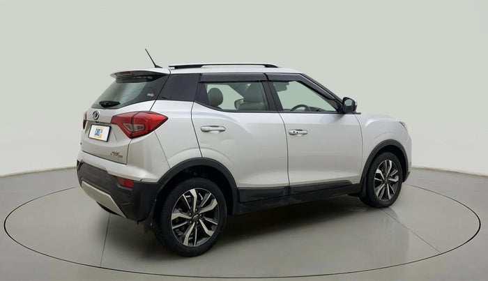 2019 Mahindra XUV300 W8 (O) 1.2 PETROL, Petrol, Manual, 70,547 km, Right Back Diagonal