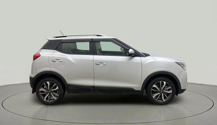 2019 Mahindra XUV300 W8 (O) 1.2 PETROL, Petrol, Manual, 70,547 km, Right Side View