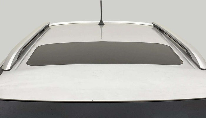 2019 Mahindra XUV300 W8 (O) 1.2 PETROL, Petrol, Manual, 70,547 km, Moonroof/ Sunroof