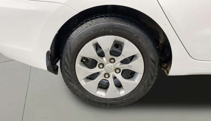 2017 Hyundai Xcent S 1.2, Petrol, Manual, 57,896 km, Right Rear Wheel