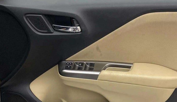 2016 Honda City 1.5L I-VTEC V MT, Petrol, Manual, 36,007 km, Driver Side Door Panels Control