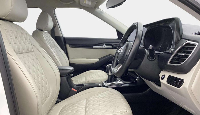 2020 KIA SELTOS HTX 1.5 PETROL, Petrol, Manual, 45,619 km, Right Side Front Door Cabin