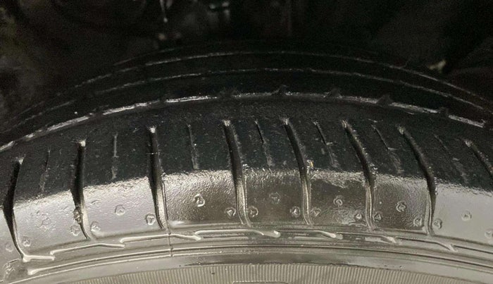 2020 KIA SELTOS HTX 1.5 PETROL, Petrol, Manual, 45,619 km, Right Front Tyre Tread