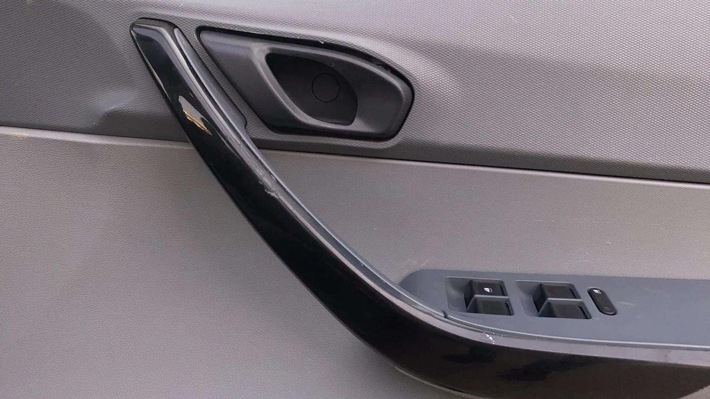 2021 Tata TIGOR XZ PETROL, Petrol, Manual, 69,337 km, Driver Side Door Panels Control