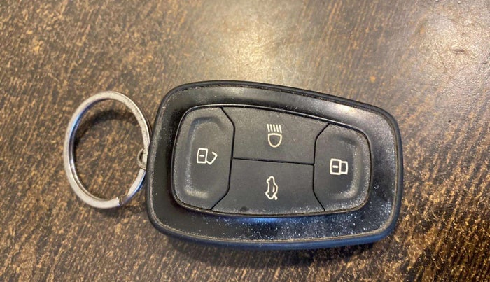 2021 Tata TIGOR XZ PETROL, Petrol, Manual, 69,337 km, Key Close Up