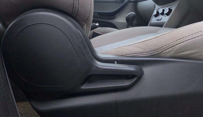 2021 Tata TIGOR XZ PETROL, Petrol, Manual, 69,337 km, Driver Side Adjustment Panel