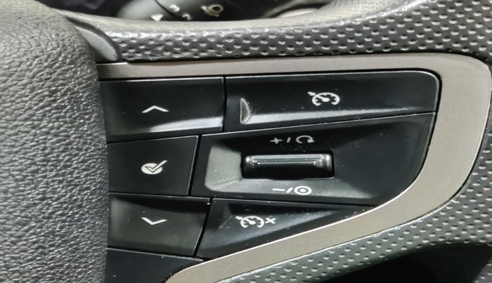 2021 Tata Safari XZ, Diesel, Manual, 40,042 km, Adaptive Cruise Control