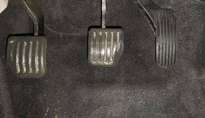 2021 Tata Safari XZ, Diesel, Manual, 40,042 km, Pedals