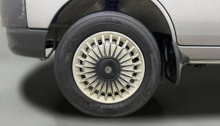 2021 Maruti Eeco 7 STR, Petrol, Manual, 30,666 km, Left Front Wheel