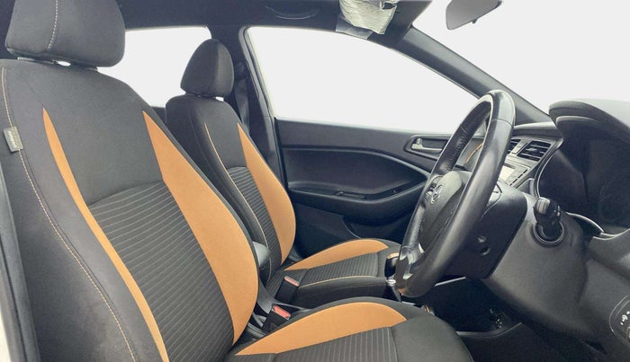 2017 Hyundai i20 Active 1.2 SX, Petrol, Manual, 74,374 km, Right Side Front Door Cabin