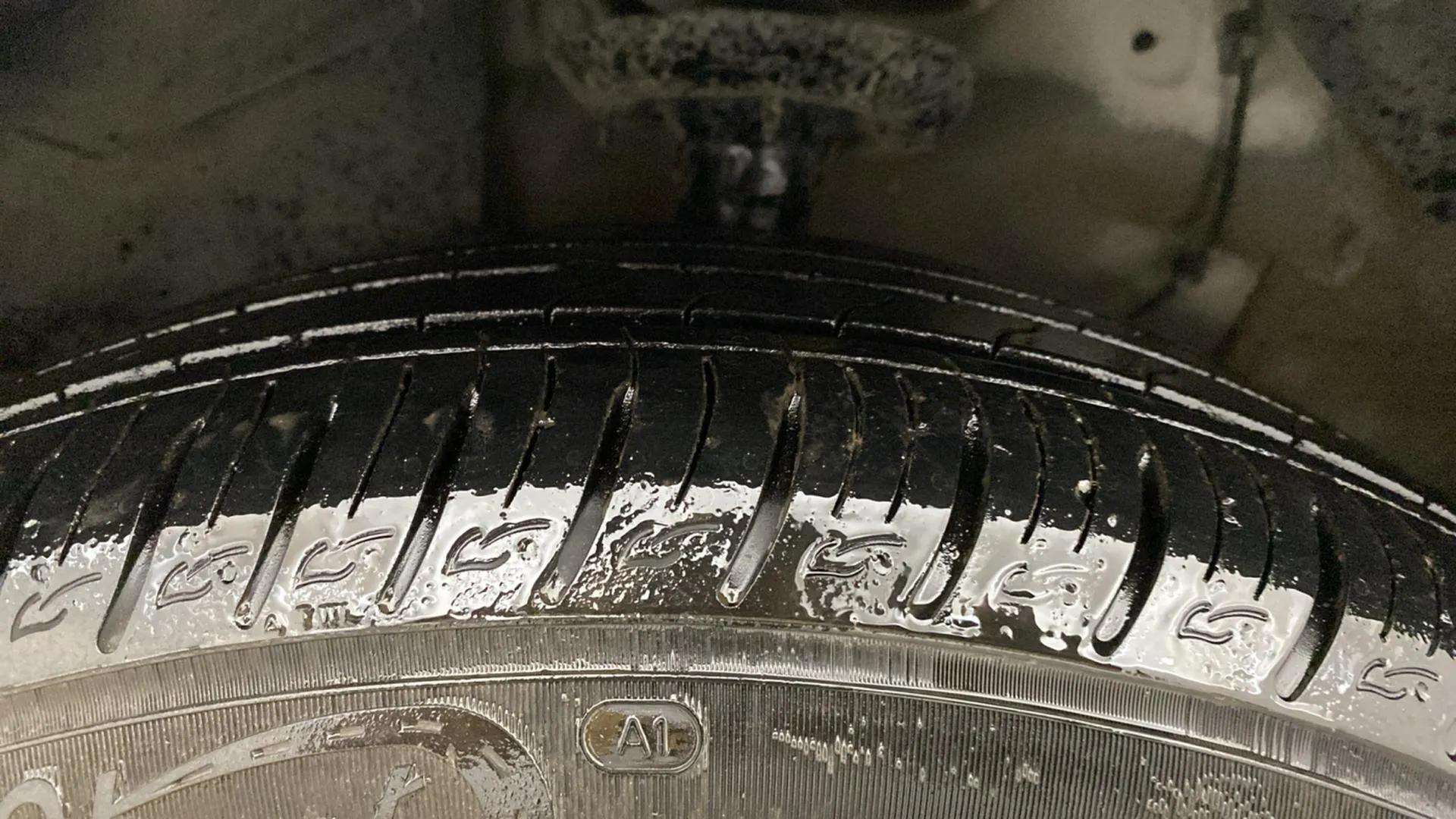 LHS-Front-Tyre-Tread-20