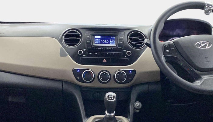 2016 Hyundai Grand i10 SPORTZ 1.2 KAPPA VTVT, Petrol, Manual, 74,438 km, Air Conditioner