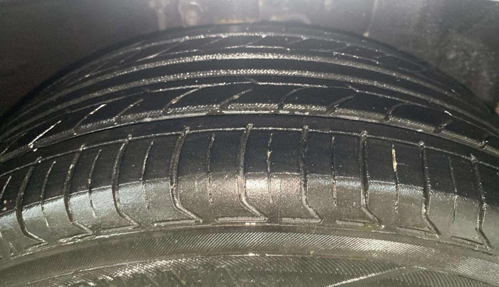 2018 Ford Ecosport TITANIUM + 1.5L PETROL AT, Petrol, Automatic, 84,620 km, Right Front Tyre Tread