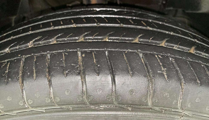 2021 Tata NEXON XZ PETROL, Petrol, Manual, 46,292 km, Right Front Tyre Tread