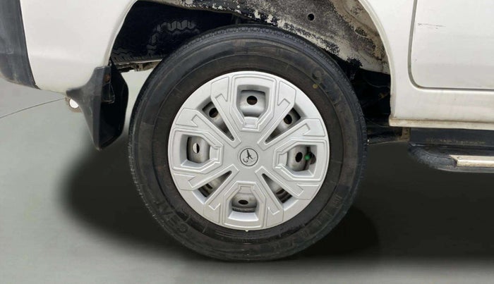 2022 Maruti Eeco 5 STR AC (O), Petrol, Manual, 53,349 km, Right Rear Wheel