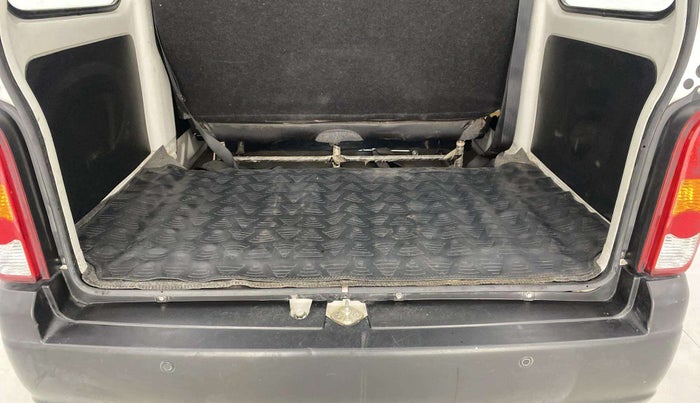 2022 Maruti Eeco 5 STR AC (O), Petrol, Manual, 53,349 km, Boot Open Zoomed View