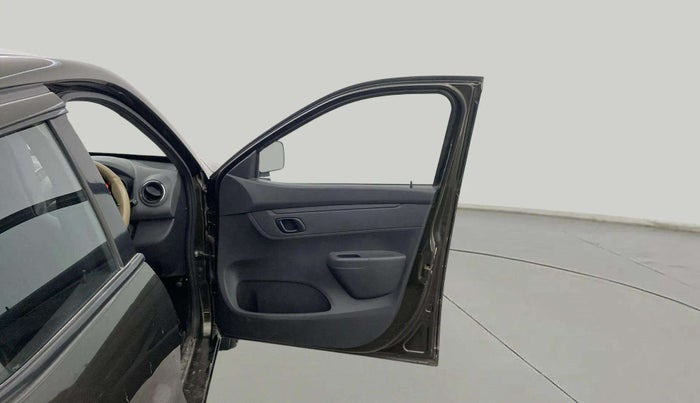 2016 Renault Kwid RXT 0.8, Petrol, Manual, 31,451 km, RHS Front Door