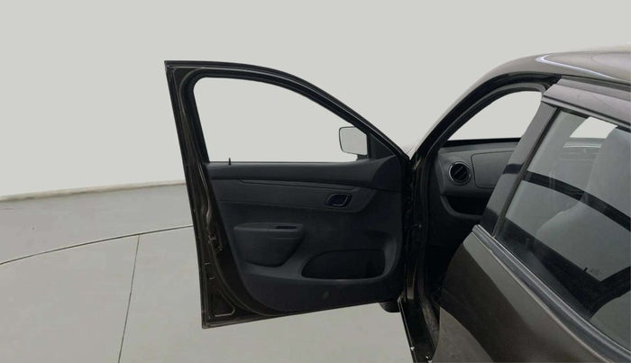 2016 Renault Kwid RXT 0.8, Petrol, Manual, 31,451 km, LHS Front Door