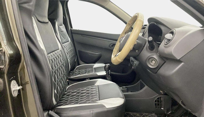 2016 Renault Kwid RXT 0.8, Petrol, Manual, 31,451 km, Right Side Front Door Cabin