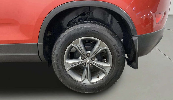 2021 Tata Harrier XZA 2.0L DUAL TONE, Diesel, Automatic, 26,632 km, Left Rear Wheel