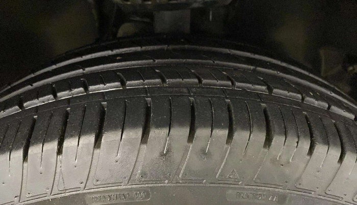 2021 Tata Harrier XZA 2.0L DUAL TONE, Diesel, Automatic, 26,632 km, Right Front Tyre Tread
