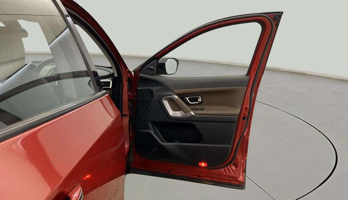 2021 Tata Harrier XZA 2.0L DUAL TONE, Diesel, Automatic, 26,632 km, RHS Front Door