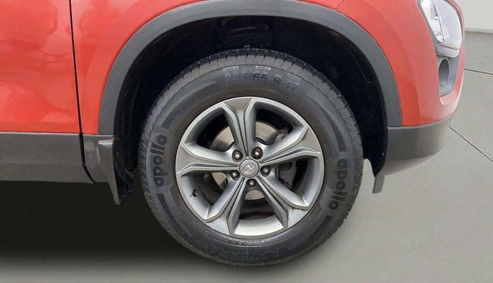 2021 Tata Harrier XZA 2.0L DUAL TONE, Diesel, Automatic, 26,632 km, Right Front Wheel