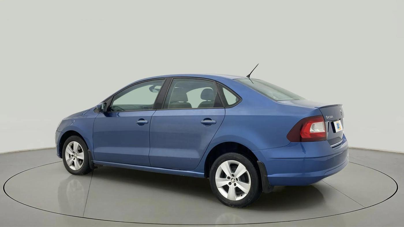 2017 Skoda Rapid STYLE 1.5 TDI AT, Diesel, Automatic, 1,15,836 km, Left Back Diagonal