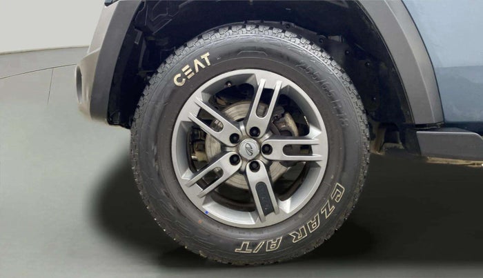 2021 Mahindra Thar LX PETROL HT 4WD AT, Petrol, Automatic, 38,706 km, Left Front Wheel