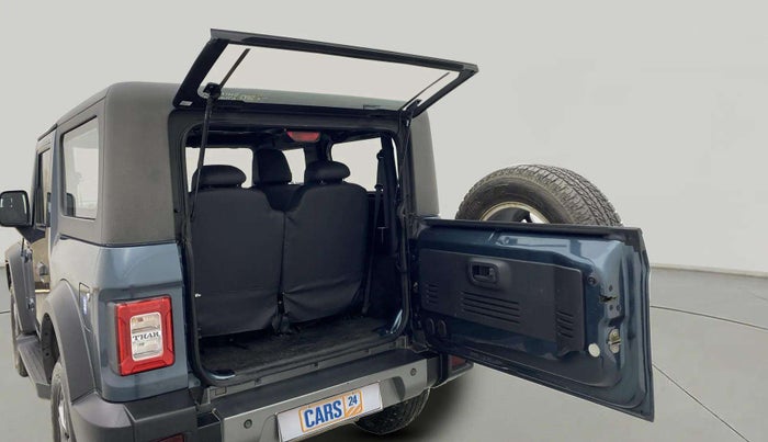 2021 Mahindra Thar LX PETROL HT 4WD AT, Petrol, Automatic, 38,706 km, Boot Door Open