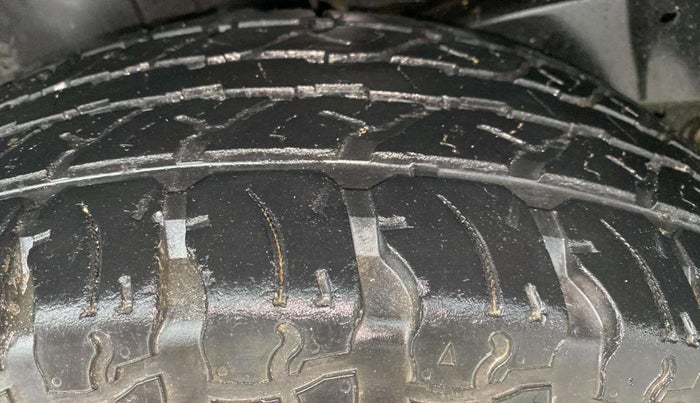 2021 Mahindra Thar LX PETROL HT 4WD AT, Petrol, Automatic, 38,706 km, Right Rear Tyre Tread