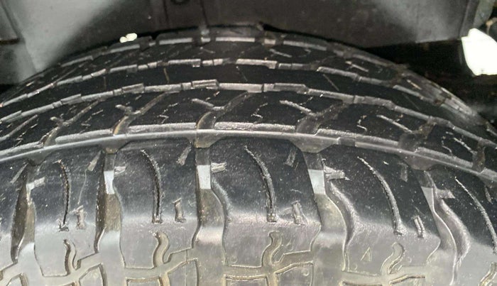 2021 Mahindra Thar LX PETROL HT 4WD AT, Petrol, Automatic, 38,706 km, Left Rear Tyre Tread