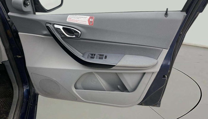 2021 Tata TIGOR XZA PLUS PETROL, Petrol, Automatic, 45,186 km, Driver Side Door Panels Control