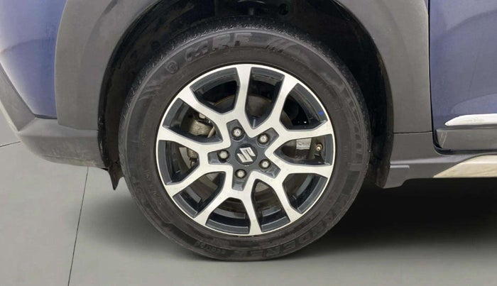2022 Maruti XL6 ALPHA PLUS MT, Petrol, Manual, 38,931 km, Left Front Wheel