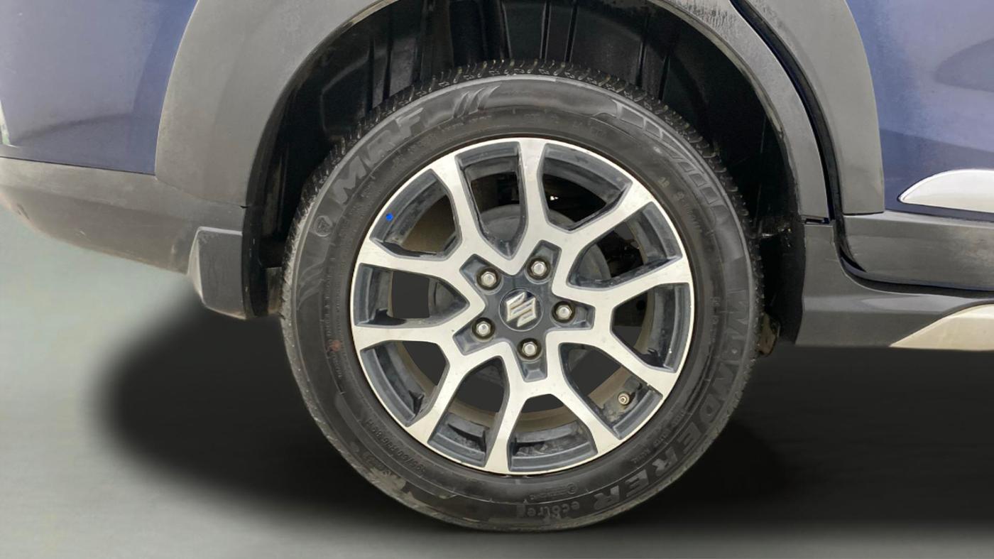 2022 Maruti XL6 ALPHA PLUS MT, Petrol, Manual, 39,027 km, Right Rear Wheel