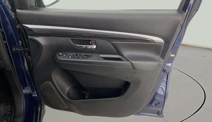 2022 Maruti XL6 ALPHA PLUS MT, Petrol, Manual, 38,931 km, Driver Side Door Panels Control