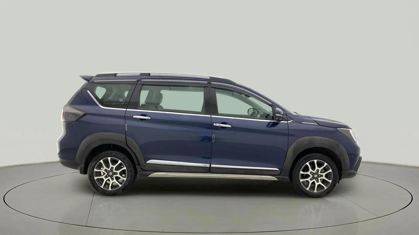 2022 Maruti XL6 ALPHA PLUS MT, Petrol, Manual, 39,027 km, Right Side View