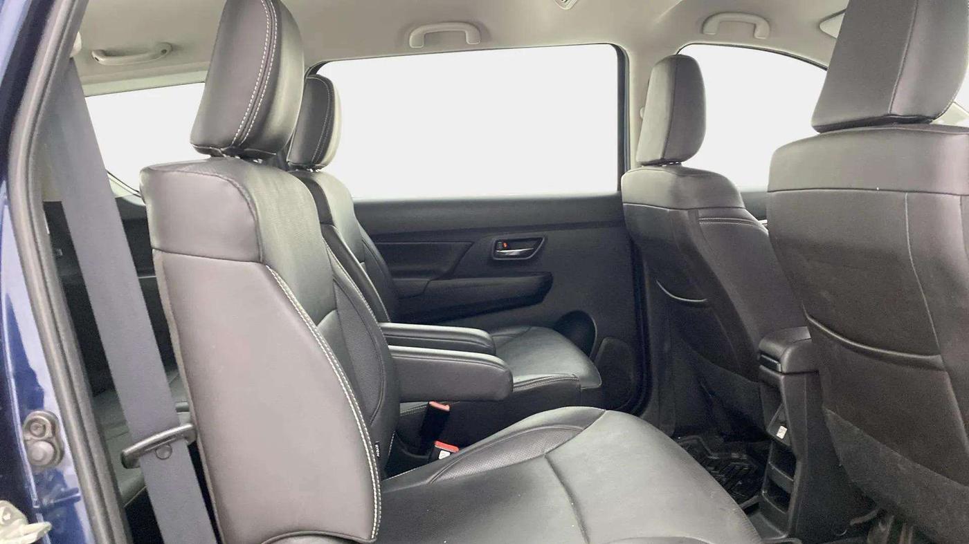2022 Maruti XL6 ALPHA PLUS MT, Petrol, Manual, 39,027 km, Right Side Rear Door Cabin