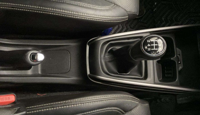 2022 Maruti XL6 ALPHA PLUS MT, Petrol, Manual, 38,931 km, Gear Lever