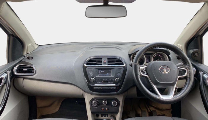 2016 Tata Tiago XZ PETROL, Petrol, Manual, 66,221 km, Dashboard