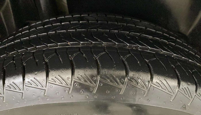 2023 Maruti Grand Vitara DELTA CNG, CNG, Manual, 31,110 km, Right Rear Tyre Tread