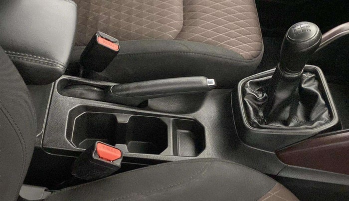 2023 Maruti Grand Vitara DELTA CNG, CNG, Manual, 31,110 km, Gear Lever