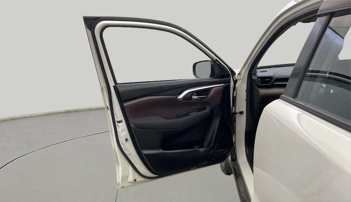 2023 Maruti Grand Vitara DELTA CNG, CNG, Manual, 31,110 km, LHS Front Door