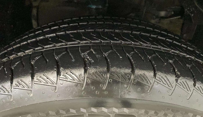 2023 Maruti Grand Vitara DELTA CNG, CNG, Manual, 31,110 km, Right Front Tyre Tread