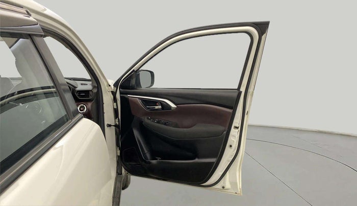 2023 Maruti Grand Vitara DELTA CNG, CNG, Manual, 31,110 km, RHS Front Door