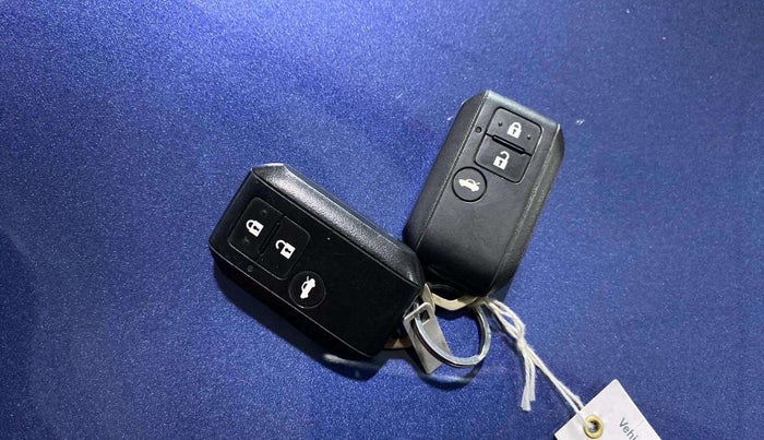 2021 Maruti Dzire ZXI, Petrol, Manual, 14,305 km, Key Close Up
