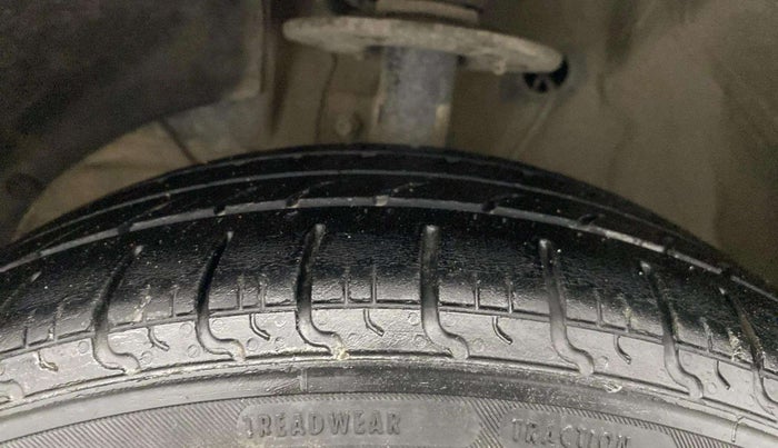 2021 Maruti Dzire ZXI Plus, Petrol, Manual, 76,205 km, Left Front Tyre Tread