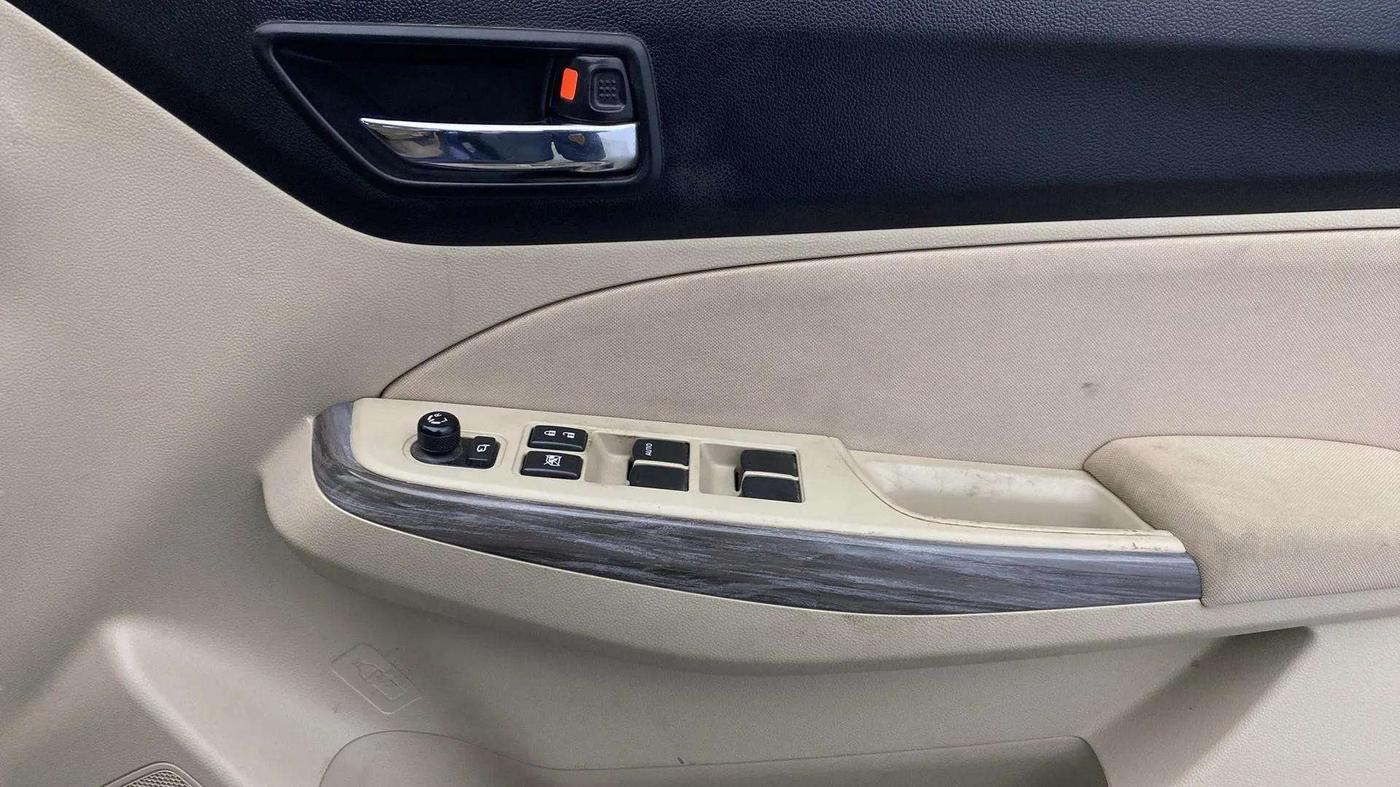 2021 Maruti Dzire ZXI Plus, Petrol, Manual, 76,205 km, Driver Side Door Panels Control