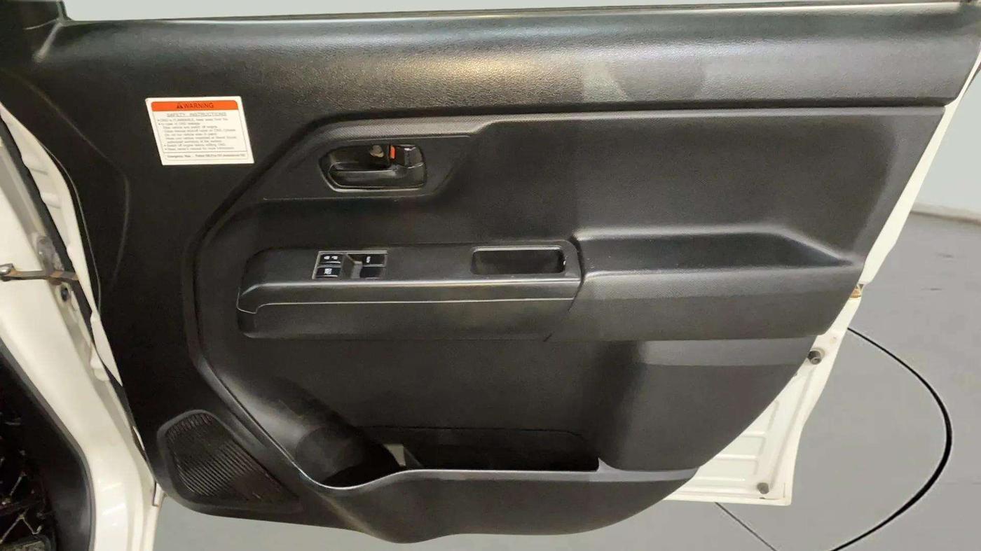 2021 Maruti New Wagon-R LXI CNG 1.0, CNG, Manual, 50,216 km, Driver Side Door Panels Control