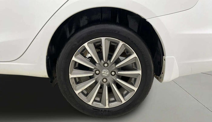 2020 Maruti Ciaz ALPHA  AT 1.5 SHVS PETROL, Petrol, Automatic, 75,382 km, Left Rear Wheel